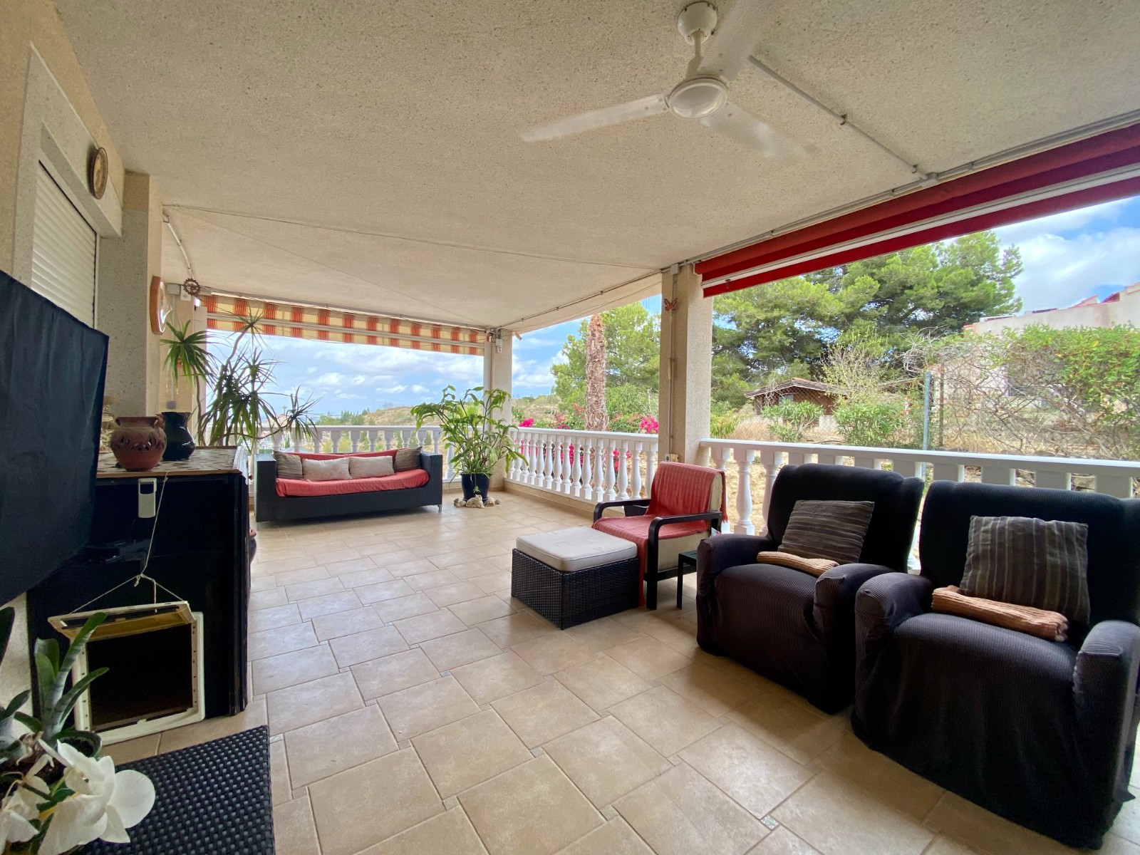 Villa en venta en Algorfa