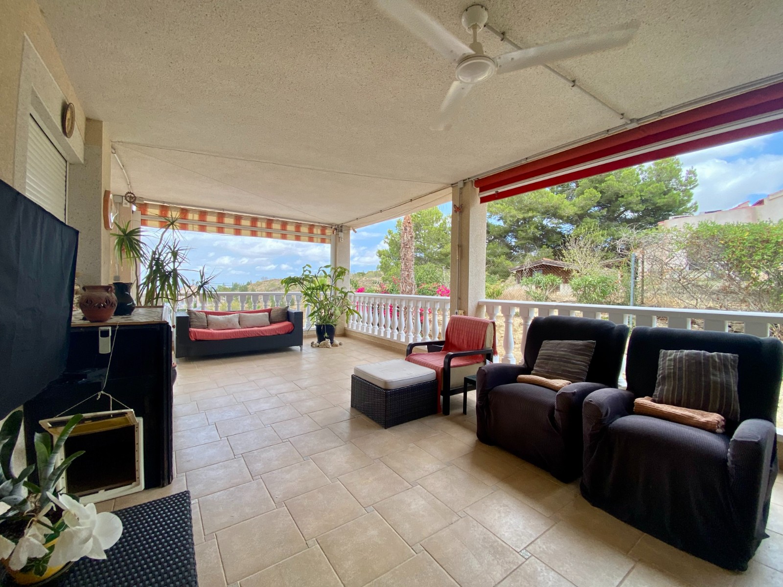 Villa en venta en Algorfa