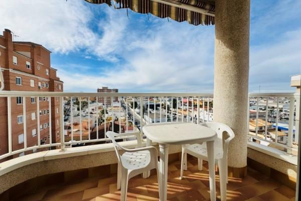 شقة للبيع في Torrevieja