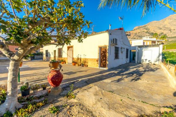 Casa en venta en Orihuela