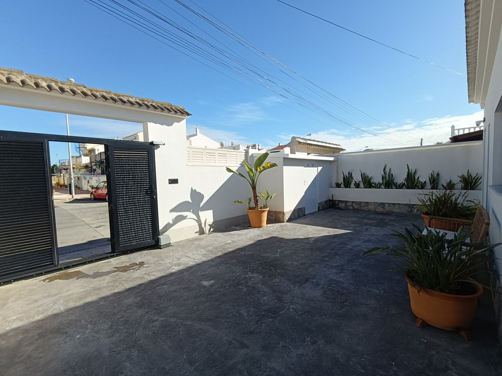 Villa en venta en Calaburra - Chaparral (Mijas)