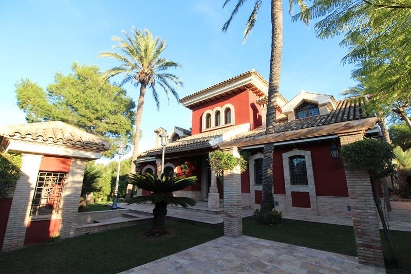 Vila v prodeji in Orihuela