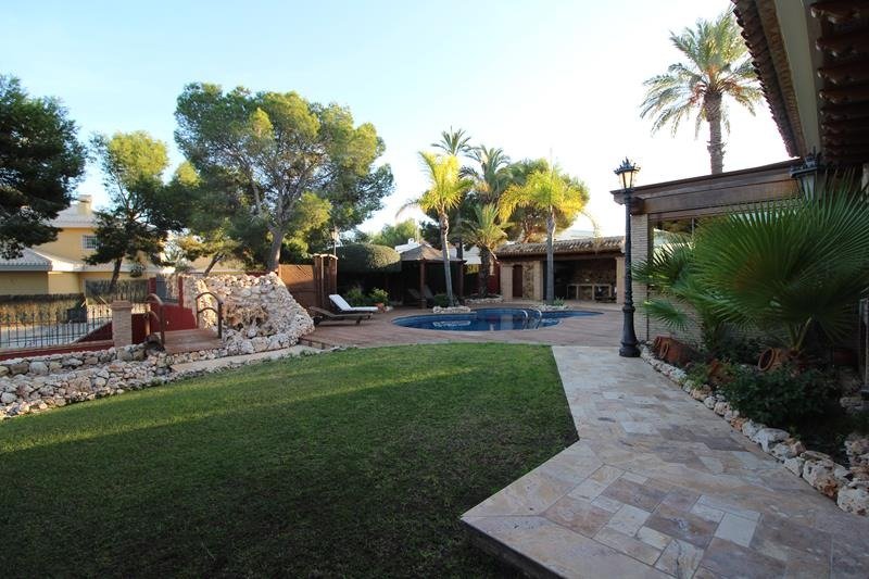Vila v prodeji in Orihuela