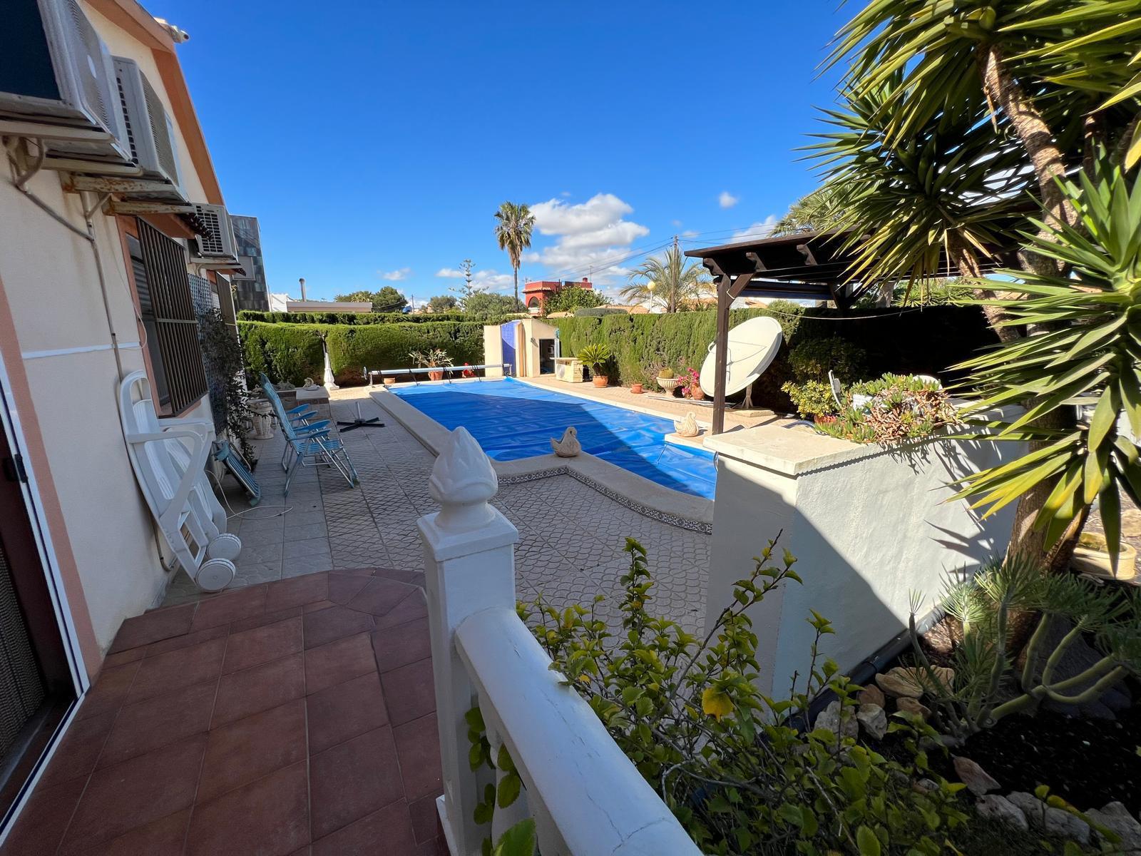 Vila v prodeji in Orihuela