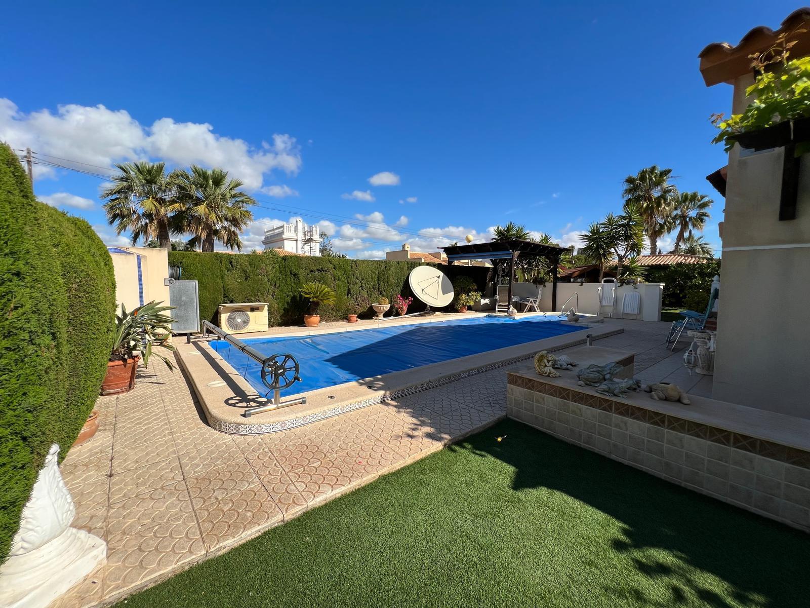 Vila v prodeji in Orihuela