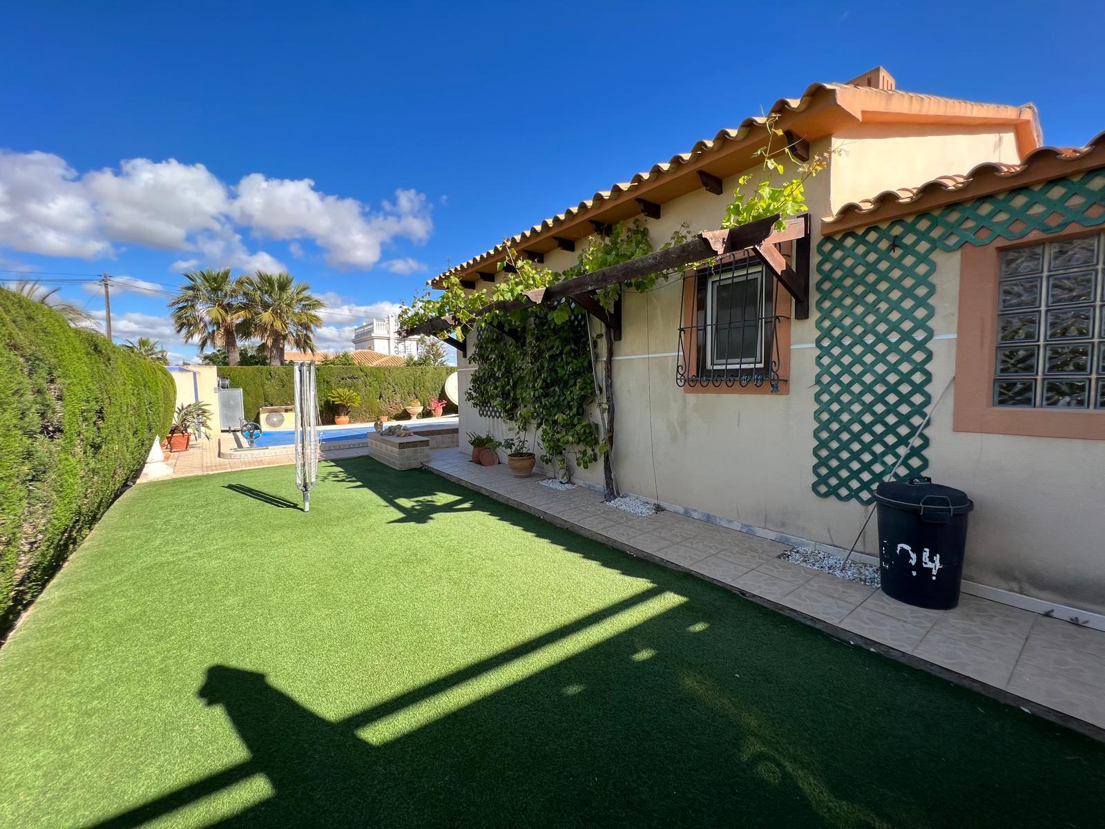 Vila v prodeji in Orihuela