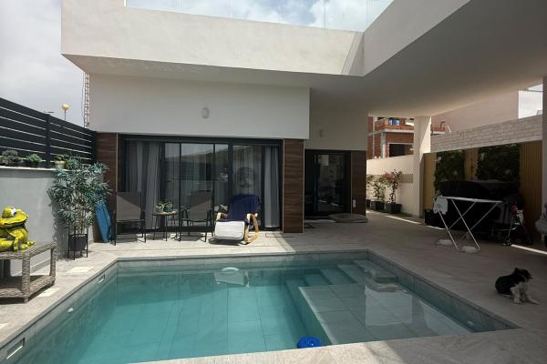 Villa en venta en Bigastro