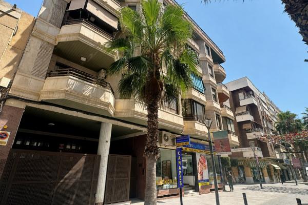 شقة للبيع في Torrevieja