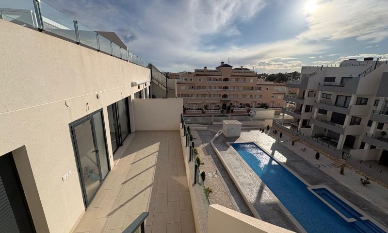 Pieni huoneisto myynnissä Orihuela Costa