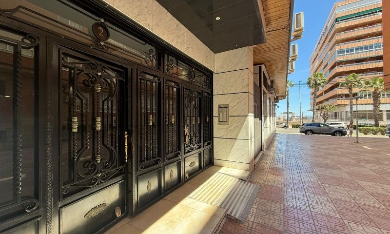 Pieni huoneisto myynnissä Torrevieja