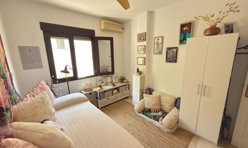 Pieni huoneisto myynnissä Campoamor (Alicante)