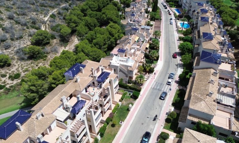 Pieni huoneisto myynnissä Campoamor (Alicante)