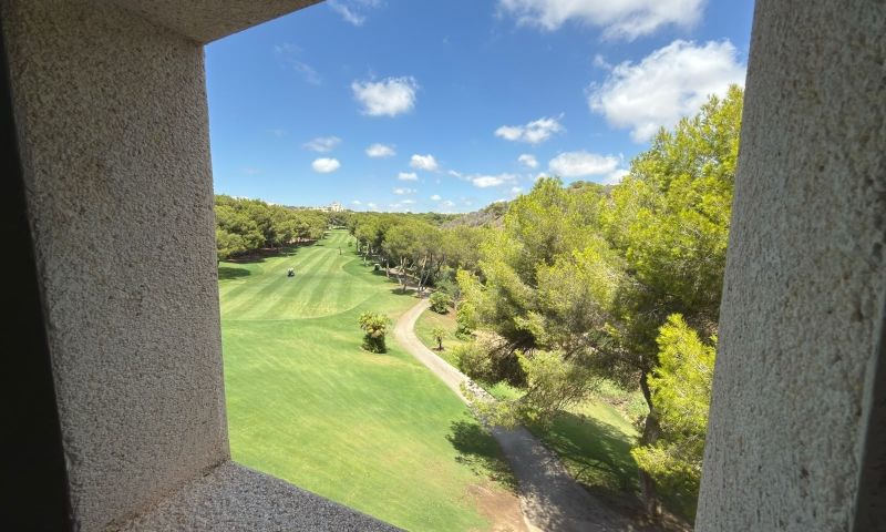 Pieni huoneisto myynnissä Campoamor (Alicante)