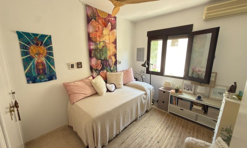 Pieni huoneisto myynnissä Campoamor (Alicante)