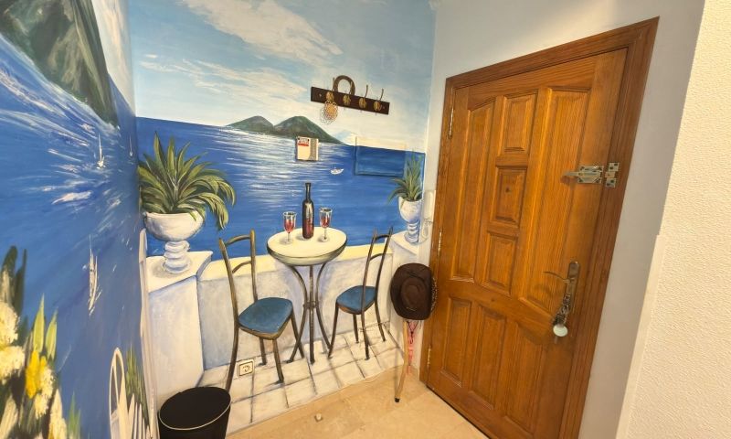 Pieni huoneisto myynnissä Campoamor (Alicante)