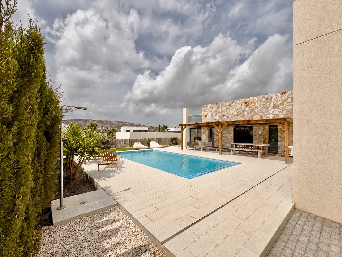 Villa zum verkauf in Alicante