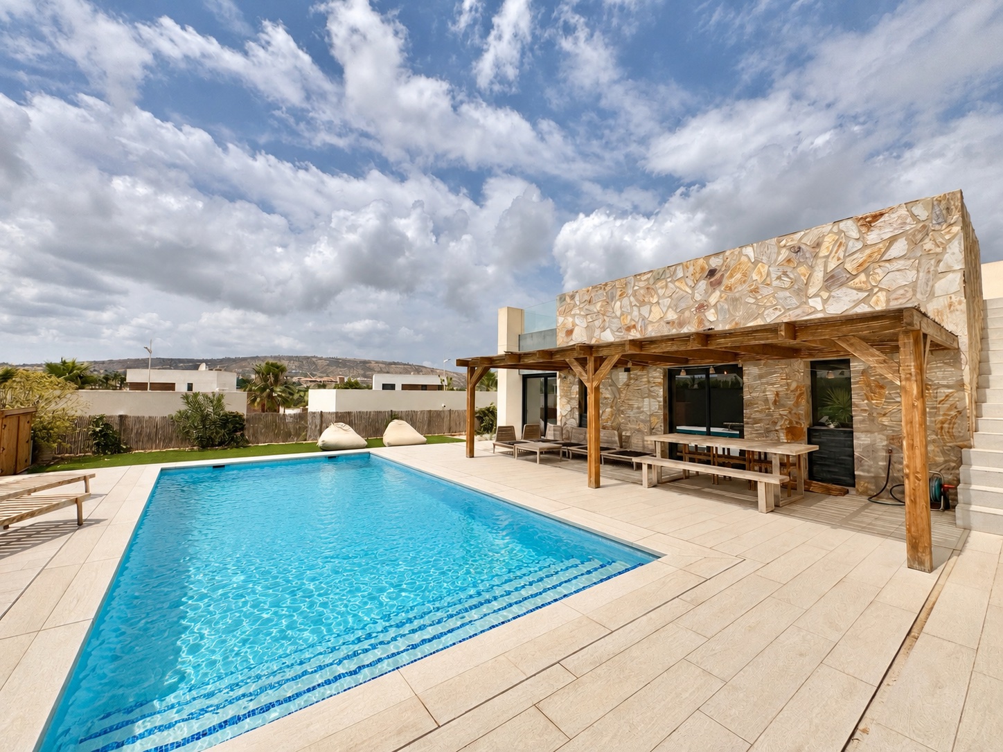 Villa zum verkauf in Alicante
