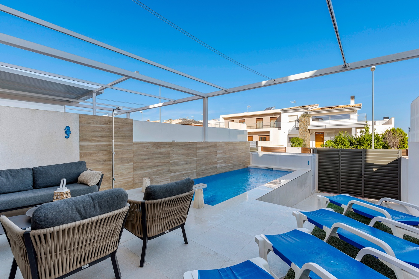 Villa for sale in Rojales