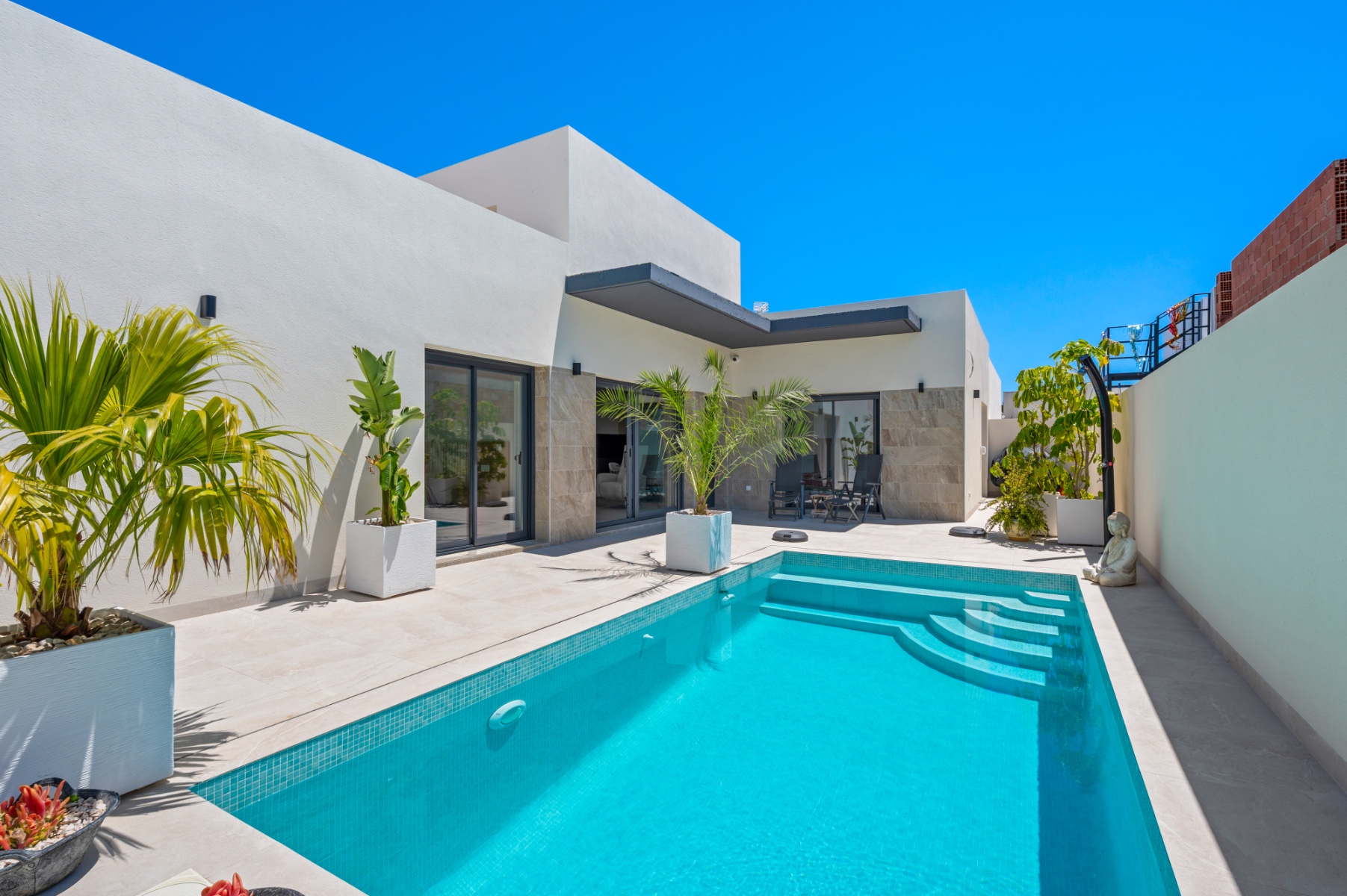 Villa for sale in Daya Nueva