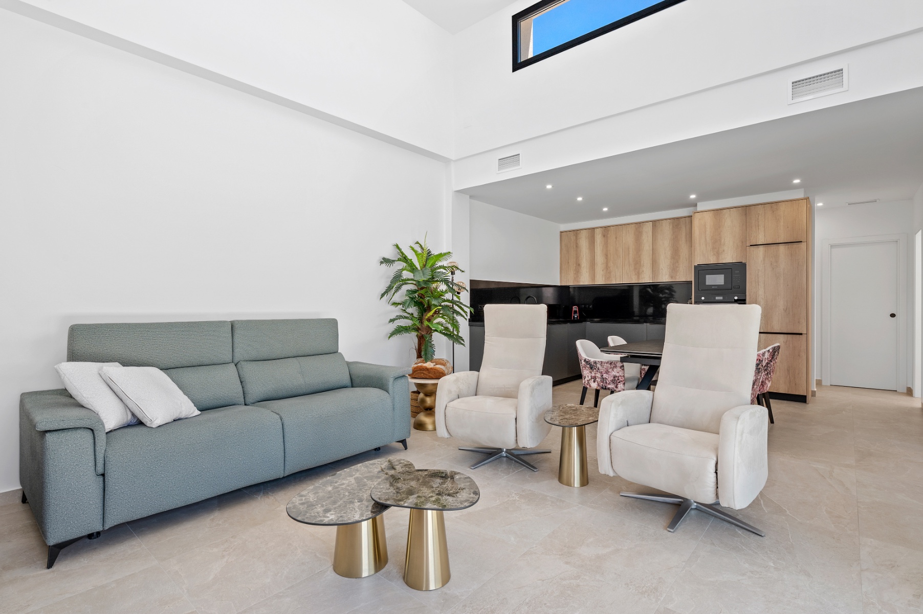 Villa for sale in Daya Nueva