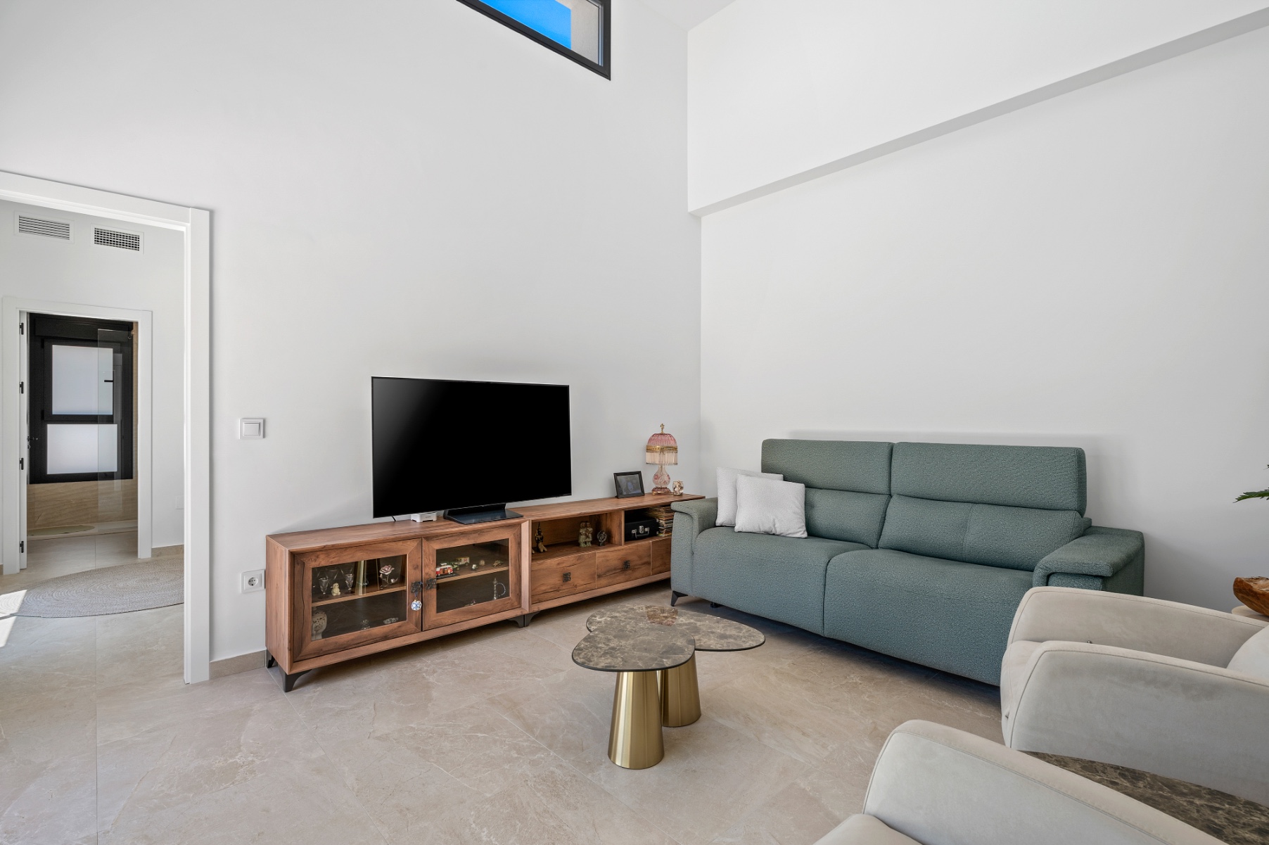 Villa for sale in Daya Nueva